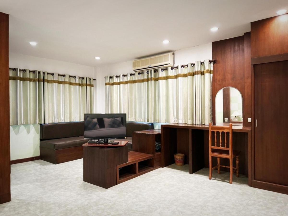 Kinnotel Phrae Exterior foto